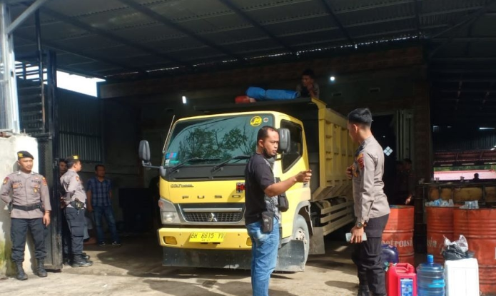 Vk Kapan Ditangkap Rokok BBM & Pupuk Illegal