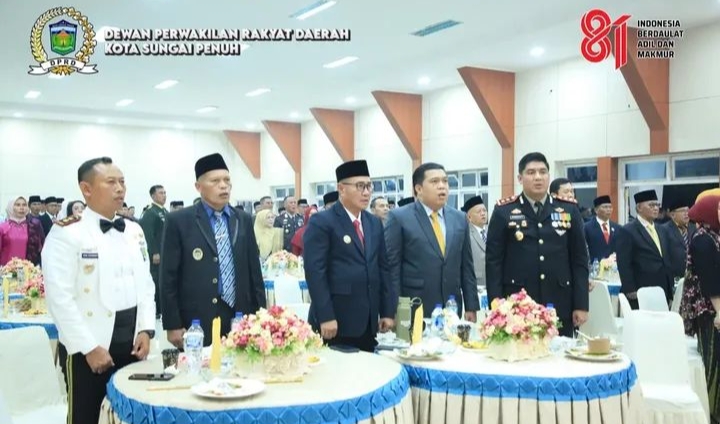 Pimpinan dan Anggota DPRD Hadiri Malam Resepsi Kenegaraan HUT ke-81 Kemerdekaan RI